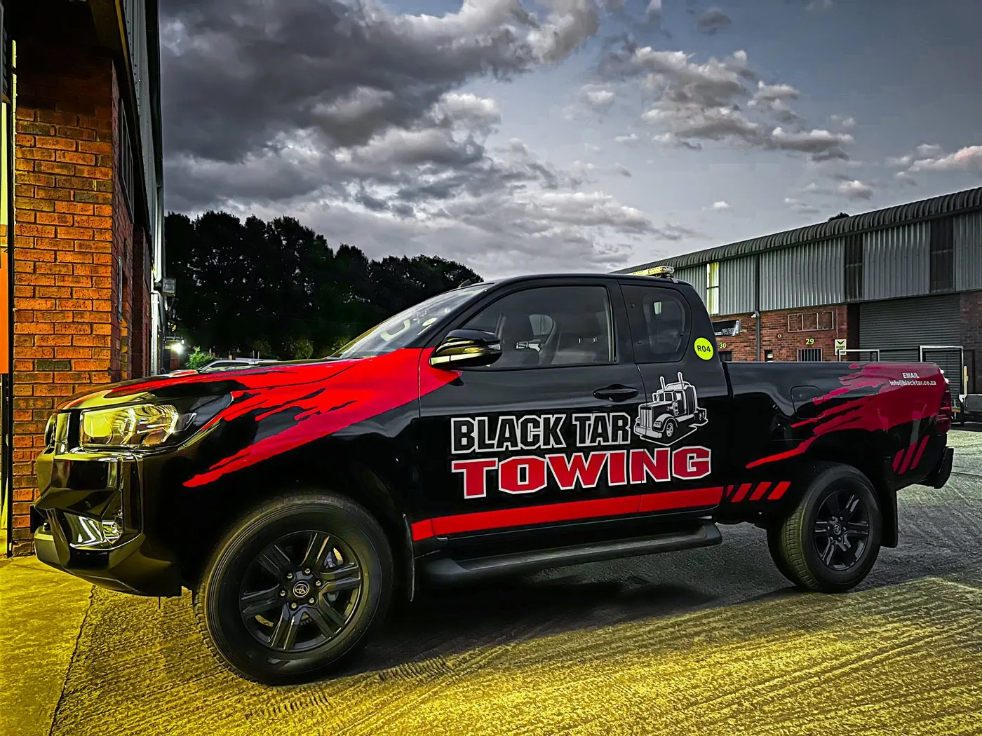 Black Tar Towing fleet branding