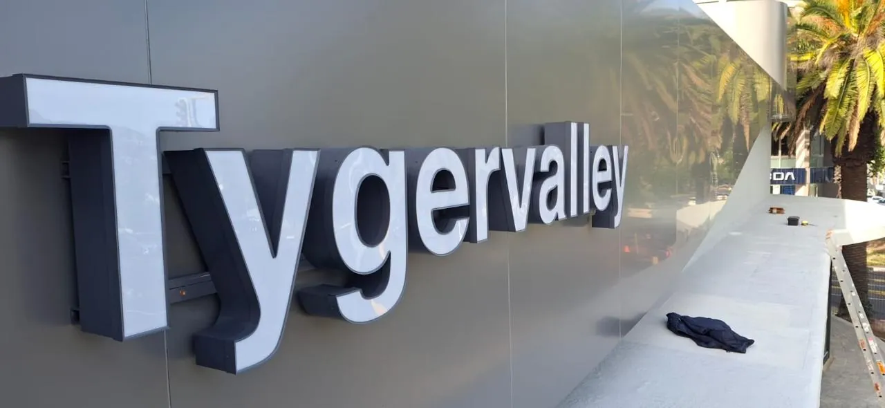 Illuminated channel letter signage reading Tygervalley
